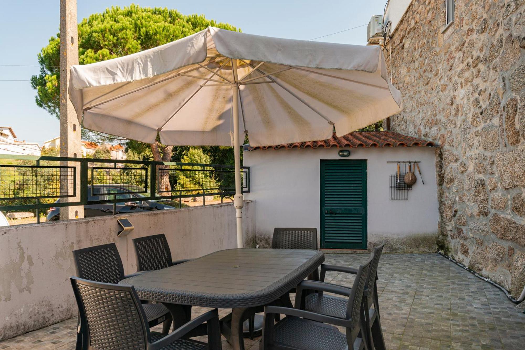 Casa Rustica T2 Com Salamandra E Cozinha - Seia - Serra Da Estrela - Casa Do Loureiro II Eksteriør billede